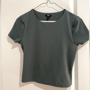 Express Body Contour Crop Top, Small